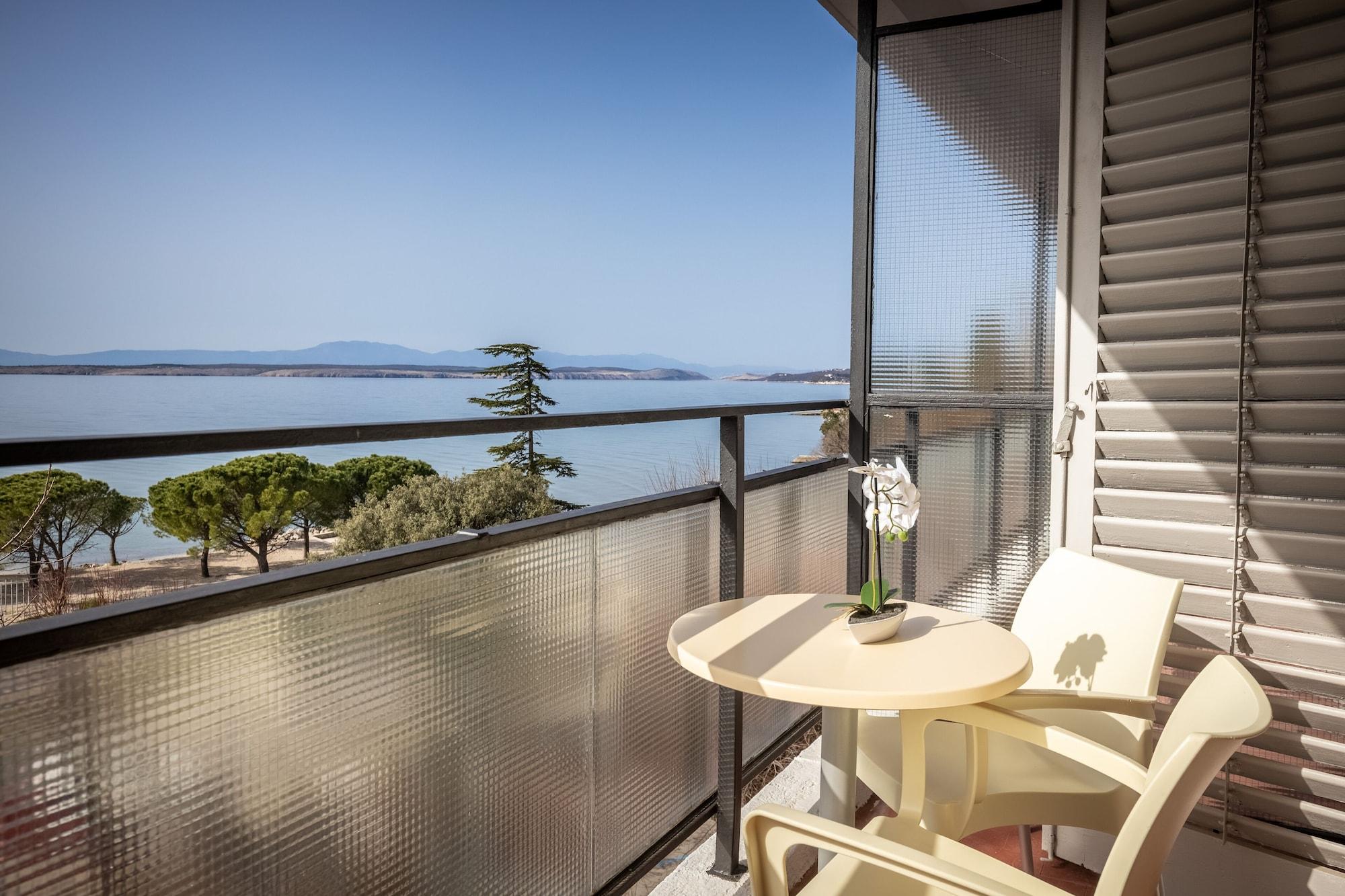 Hotel Zagreb Crikvenica Exterior photo