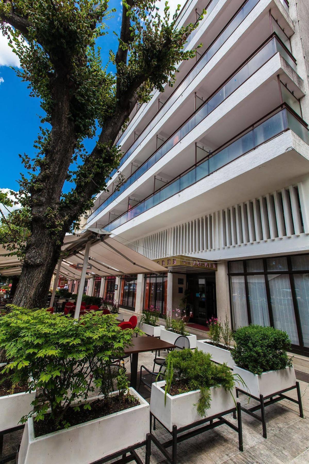 Hotel Zagreb Crikvenica Exterior photo