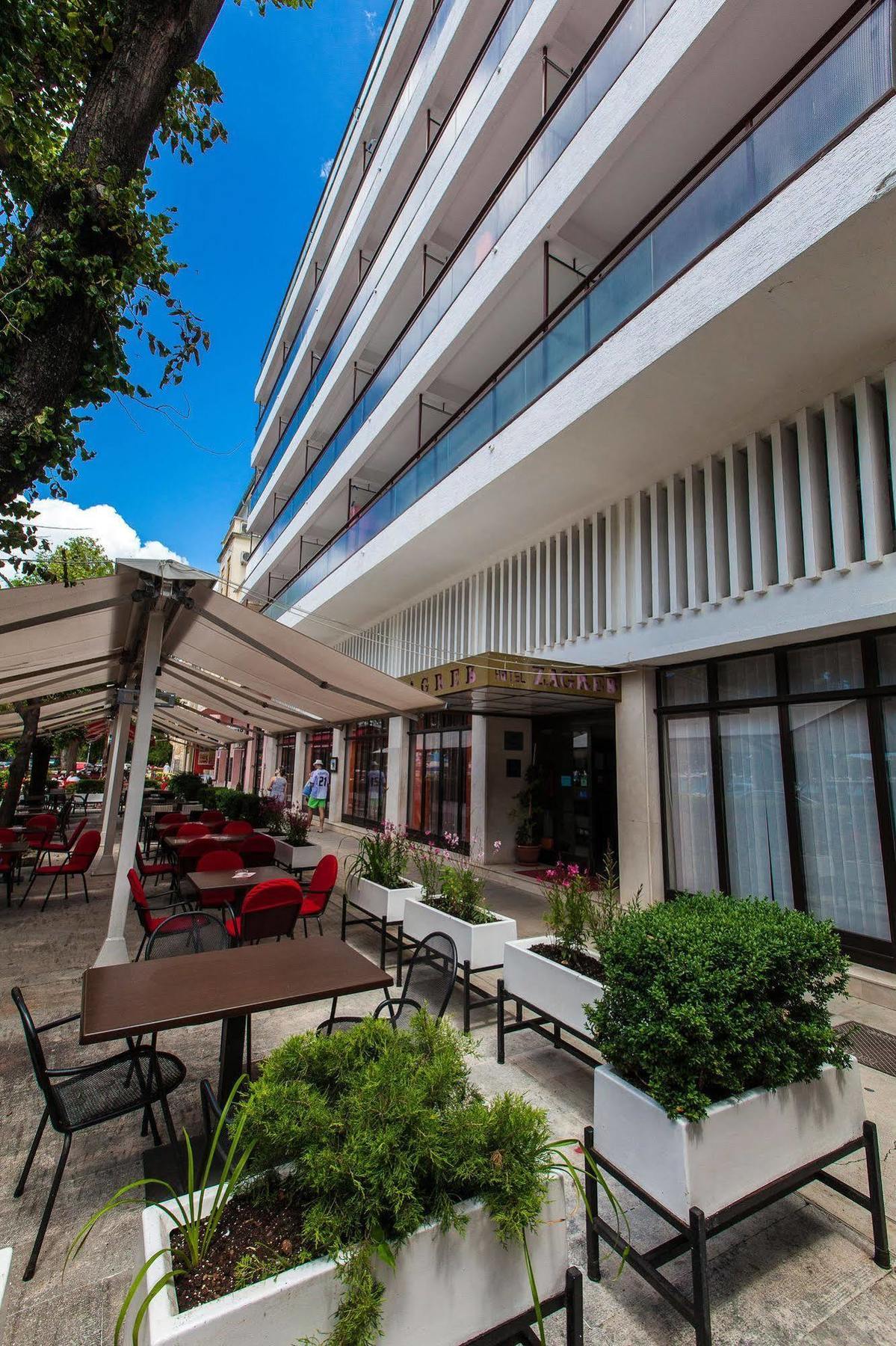 Hotel Zagreb Crikvenica Exterior photo